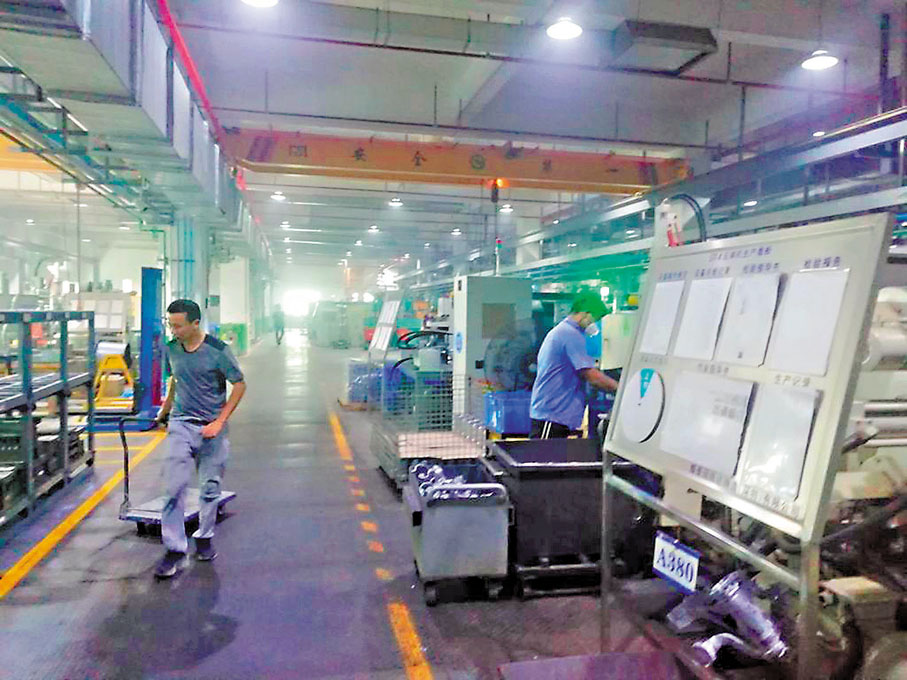 工廠引進許多先進製造設備，如更新CNC加工等設備及增添壓鑄機等。