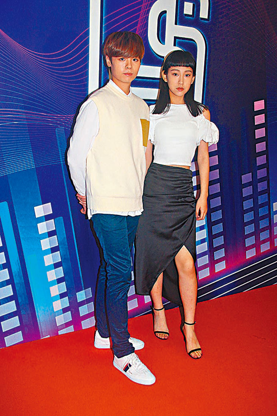 ●冼靖峰不讓炎明熹專美，稍後會推出個人單曲。