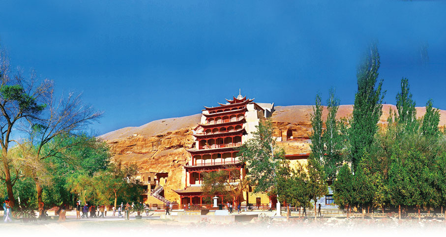 ●世界文化遺產─敦煌莫高窟。　　范吉孝 攝