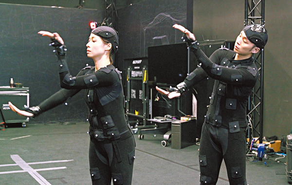 ●馬師雅（左）與李偉能參與動態捕捉。