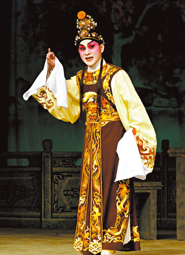 ●謝國璋與招秀霞等演繹《西樓錯夢之錯夢》。