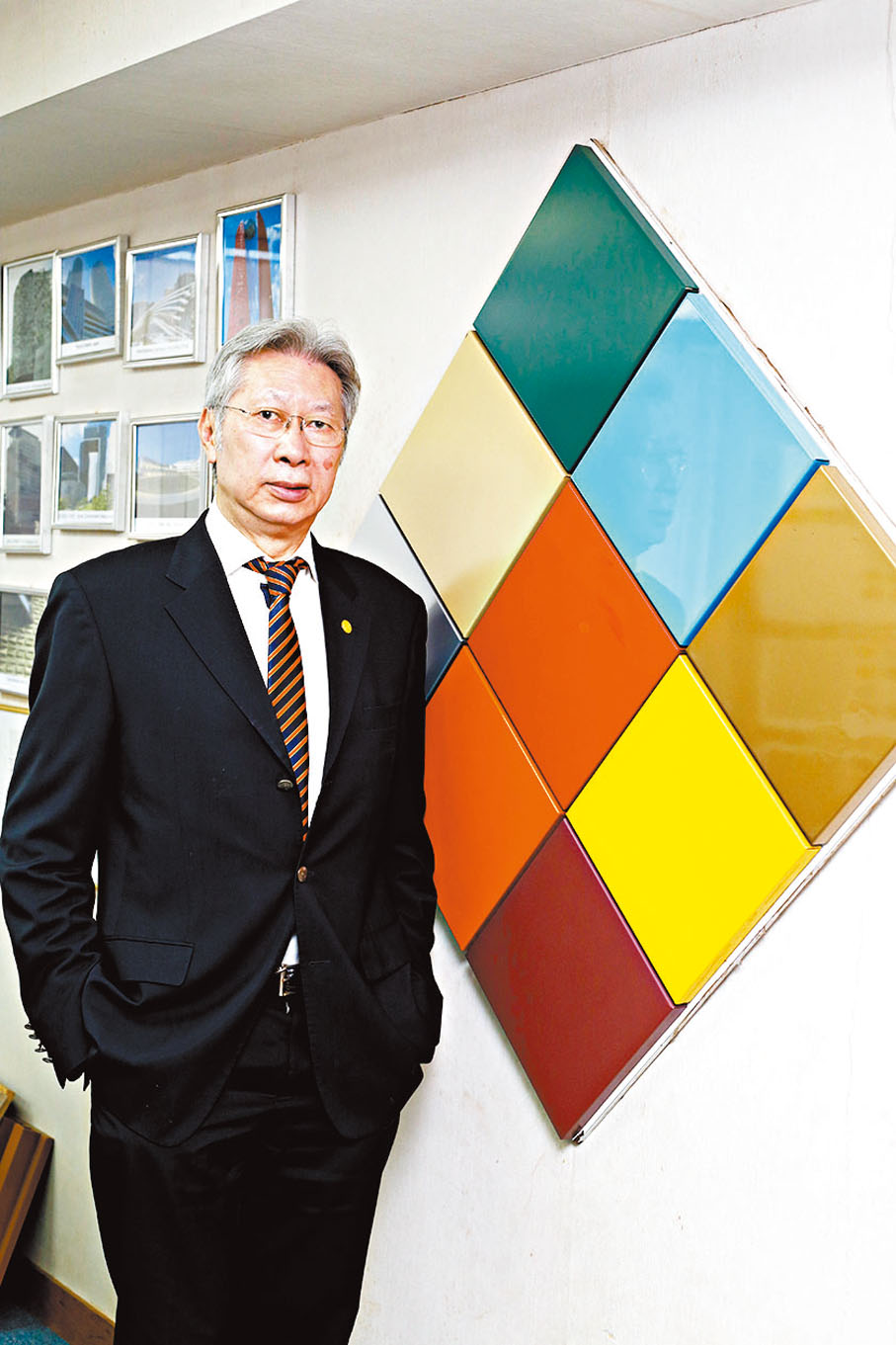 ● 劉達邦稱，現時做廠商除要擔心無船期及原材料，又要擔心限電。資料圖片