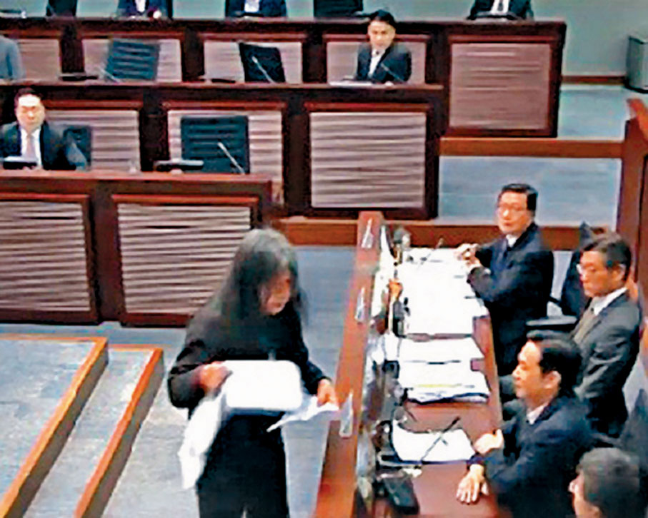 ●梁國雄2016年立法會搶文件案， 終法駁回上訴需發還重審。 資料圖片