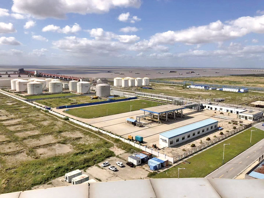 ● 於江蘇省如東縣設立的經營石化倉儲設施。