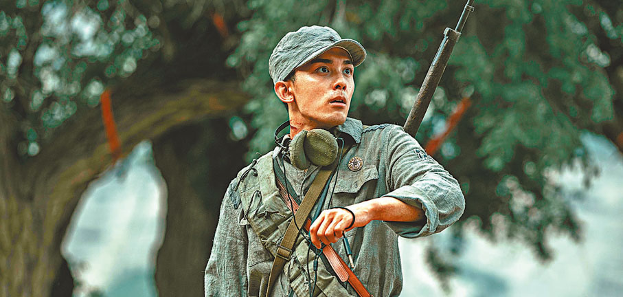 ●吳磊演吳京兒子。