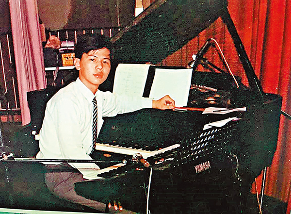 ●當年全校的歌唱比賽由伍仲衡包辦彈琴一環。