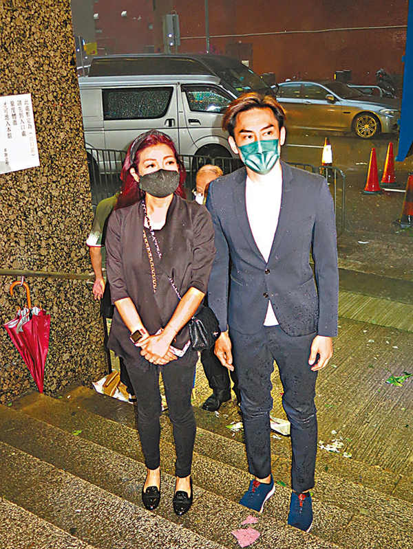 ●朱凱婷和林溥來現身致祭。