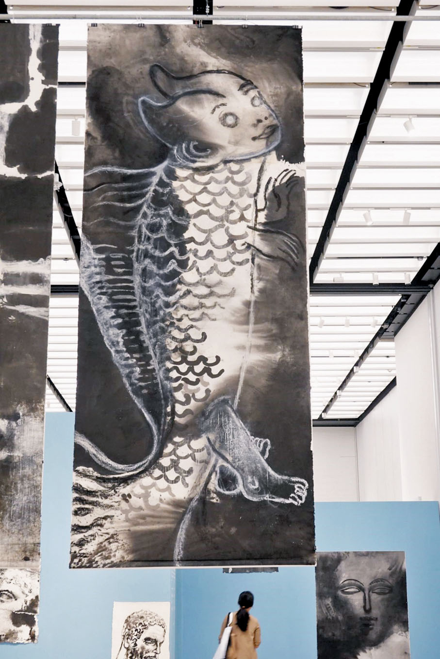 ●香港展覽加入了本地市民熟悉的盧亭魚人肖像。