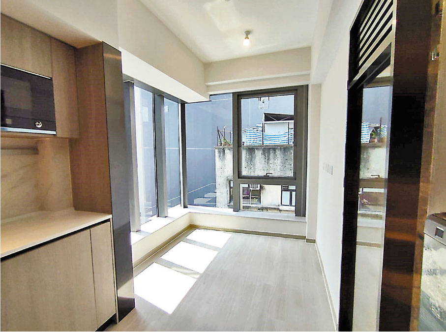 ● 香港納米盤面積小至百餘方呎，隨時比車位更小。