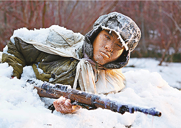 ●趙波在拍攝「冰雕連」時的劇照。 受訪者供圖