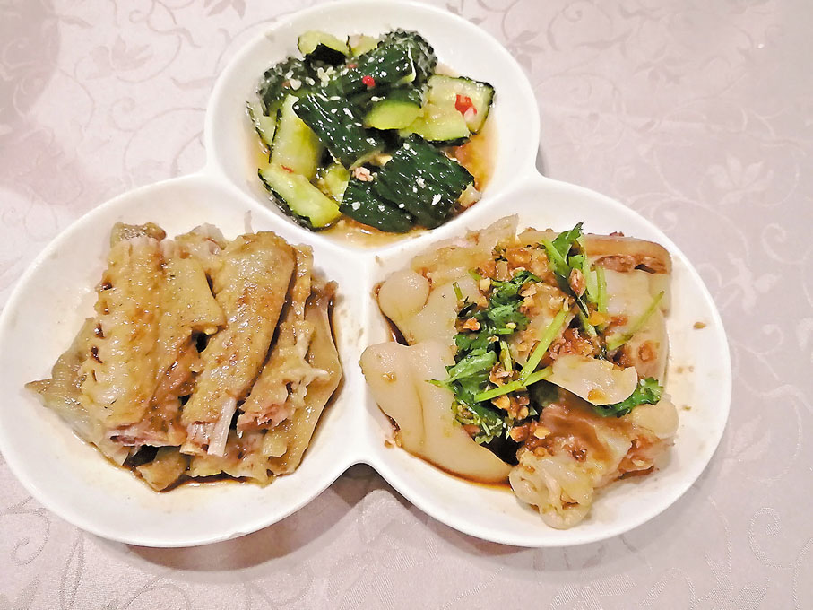 ●阿拉斯加黃金全蟹宴中的「神燈三弄」