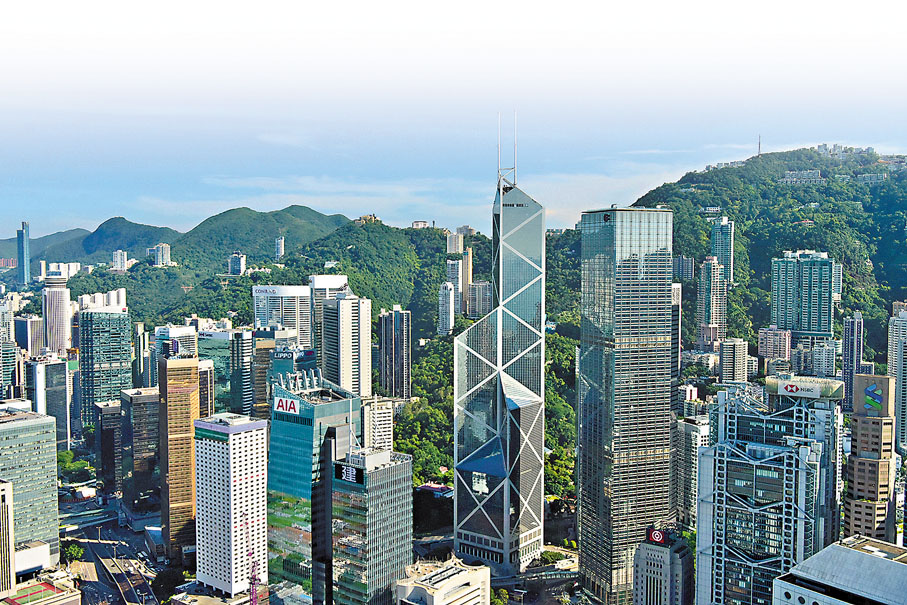 ●粵港澳三地昨公布可開展理財通業務的銀行名單，最早今天提供相關服務，分享年額度共3,000億元人民幣的商機。 資料圖片