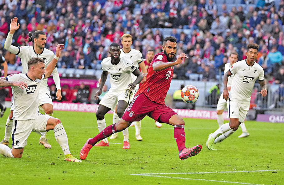 ●祖普莫亭（紅衫）亦取得入球。美聯社