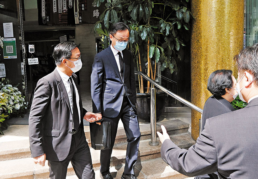 ●聶德權（右）、劉業強（左）　 香港文匯報記者  攝