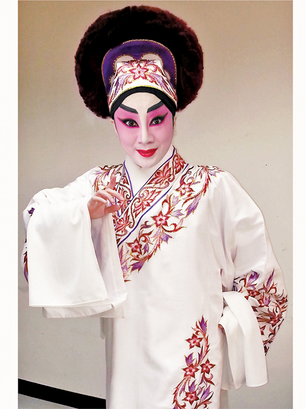 ●劉惠鳴的許仙造型。