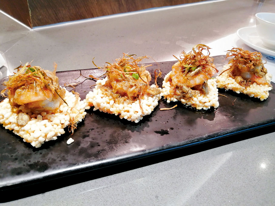 ●蟹粉蝦球鍋巴