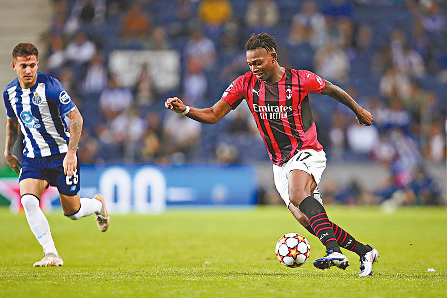 ●A米翼鋒利亞奧衝擊波圖的老人防線。  美聯社