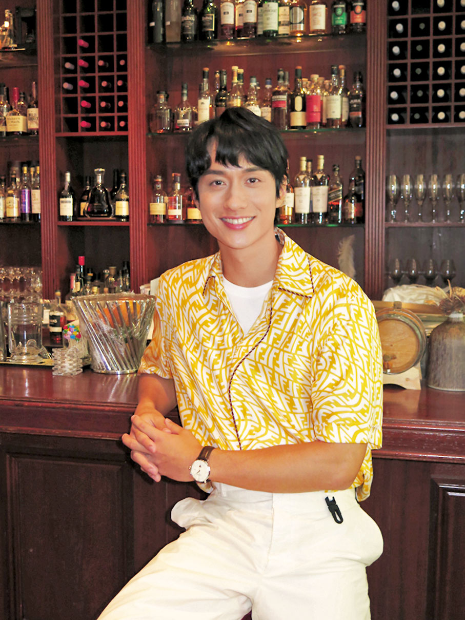 ● 劉俊謙指張國榮天生就是明星。