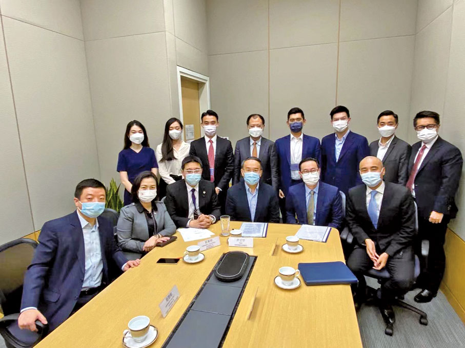 ● 莊紫祥博士以深圳市政協金融領域專門小組首席召集人身份，帶領成員拜訪財經事務及庫務局局長許正宇。