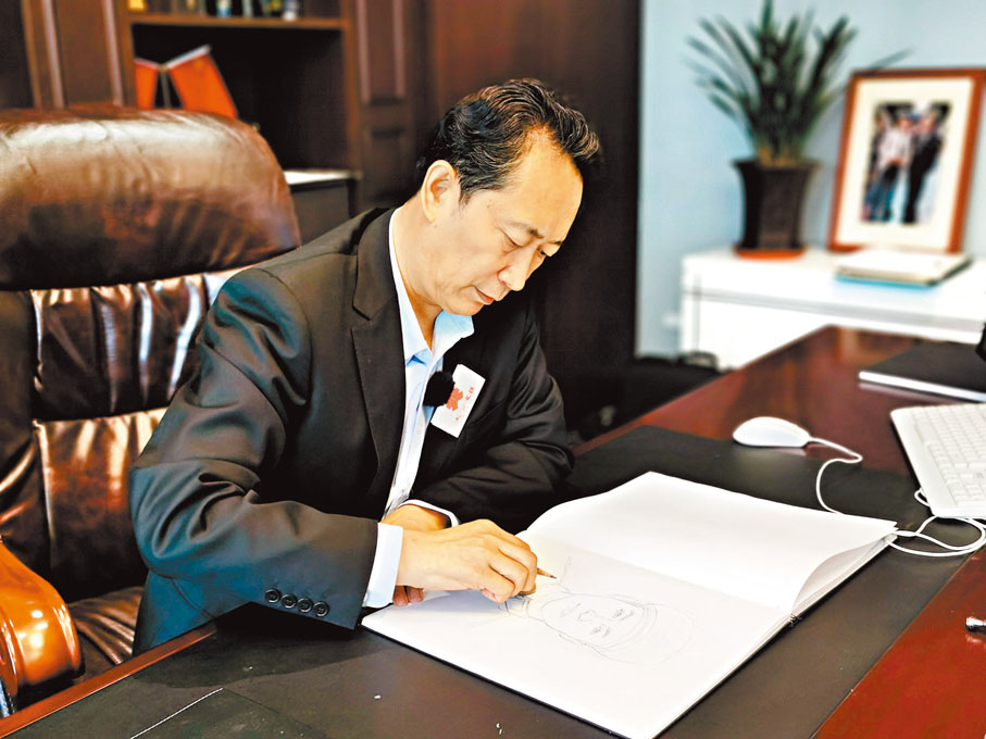 ●林宇輝現場畫像。香港文匯報記者殷江宏  攝