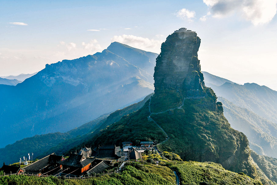 ●另一角度欣賞梵淨山風光