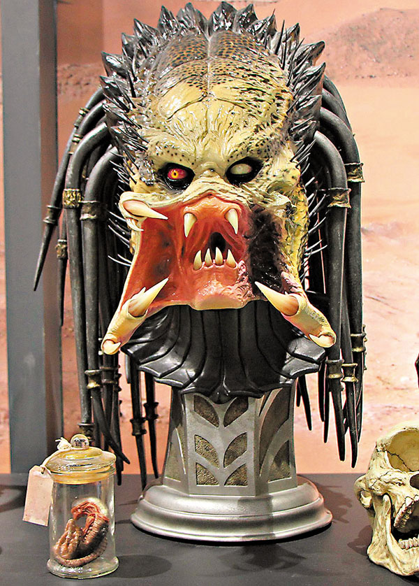 ●手辦雕像造工精緻。