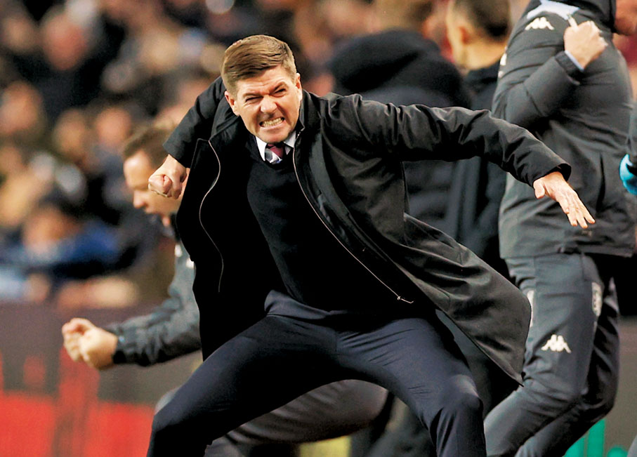 ●維拉鎖定勝局，謝拉特激情慶祝。路透社