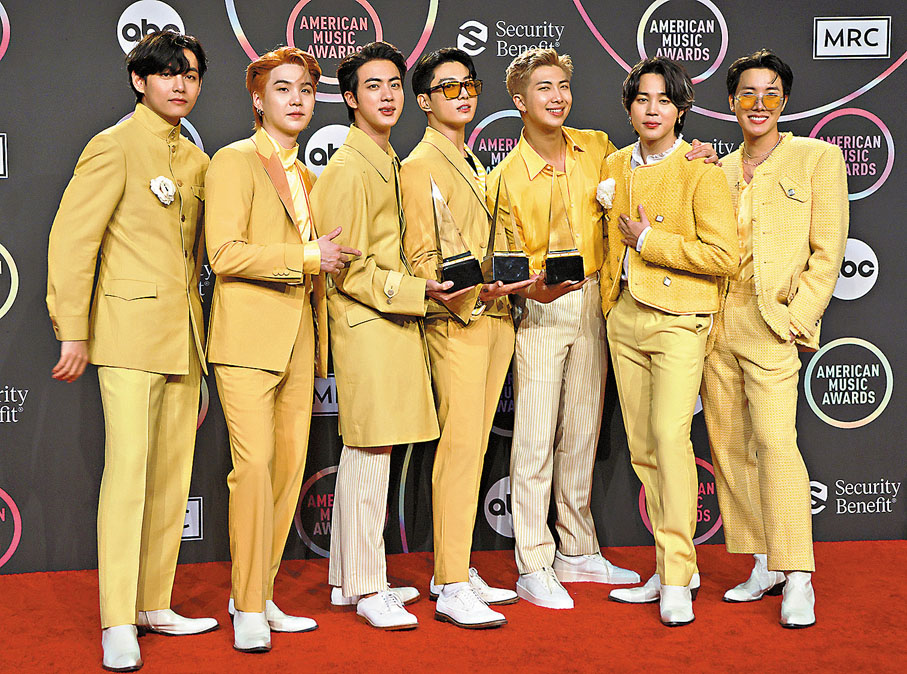 ●BTS親自現身美國洛杉磯領獎。