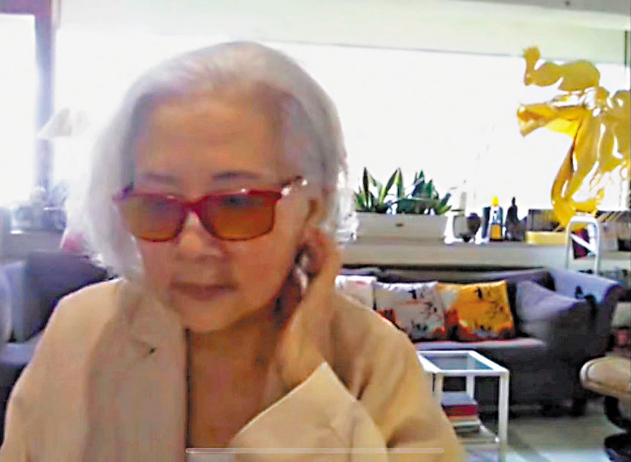 ●張香華在視像訪問中重申現在是封印《醜陋的中國人》的合適時刻。視頻截圖