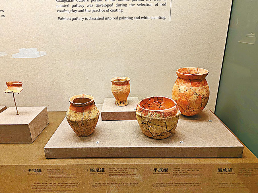 ●上山文化的各種陶罐。