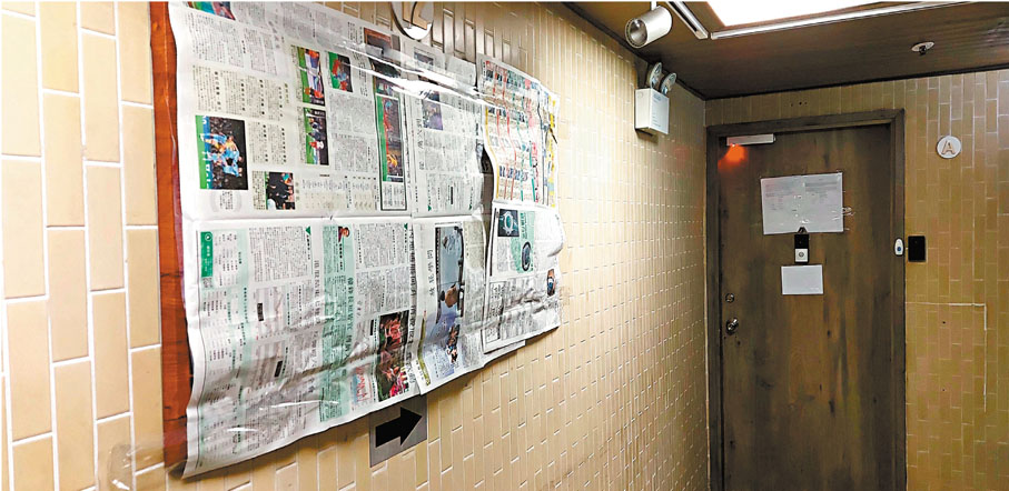 位於上環的李海光律師事務所，昨日已大門緊鎖停止營業。 香港文匯報記者  攝