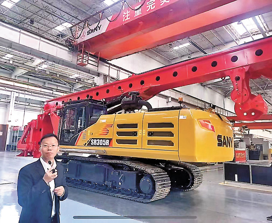 ● 工廠生產的旋挖鑽機，是三一重工王牌產品。董明楷介紹每台旋挖鑽機售價為六七百萬元人民幣。