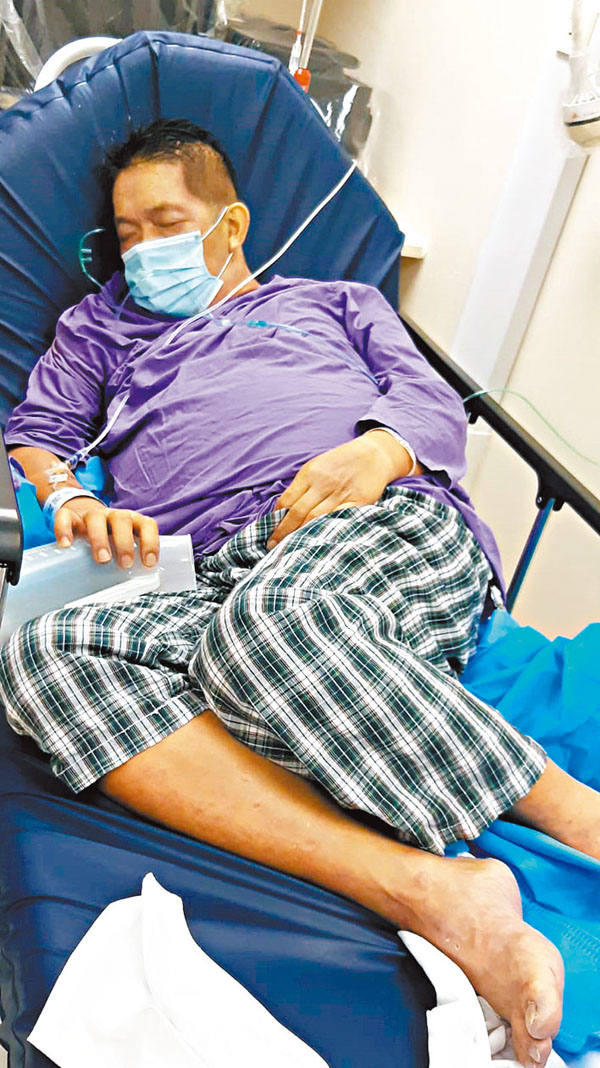 ● 當日19:40，曾先生拍攝第二張照片，發現舅仔姿勢與此前一模一樣。 受訪者供圖