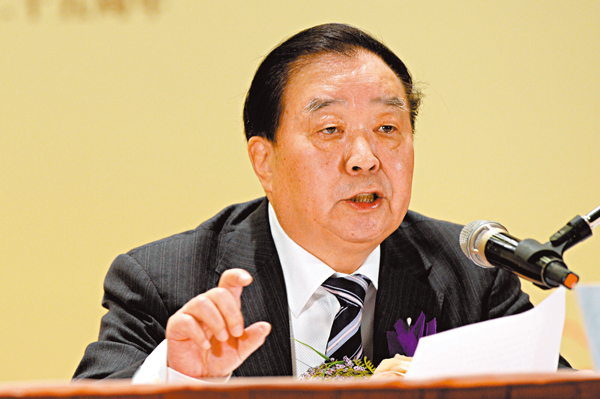 ●全國人大法律委員會原主任委員喬曉陽。  資料圖片