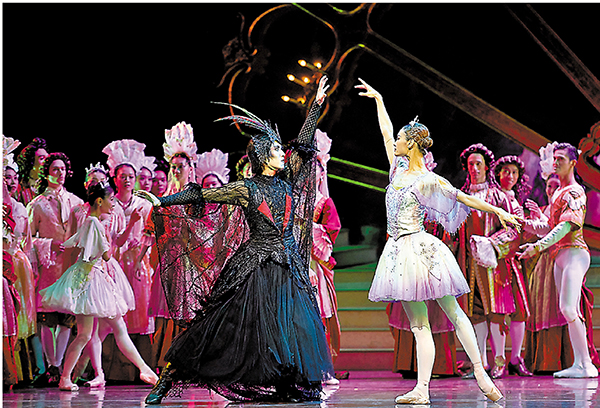 ●《睡美人》中的卡拉波斯仙子（左）是魏巍印象深刻的角色。