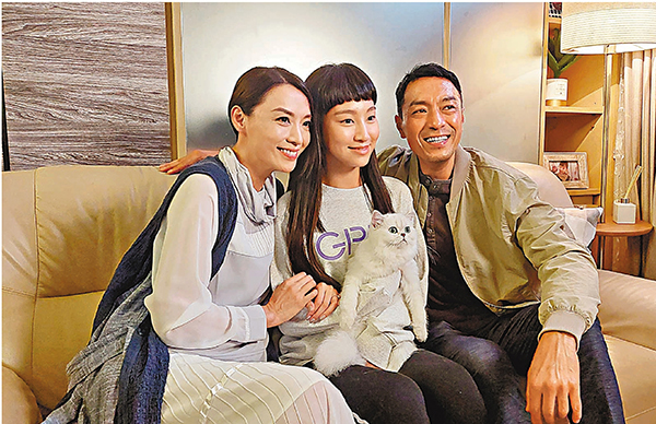 ● 姜皓文及陳煒飾演炎明熹的父母。