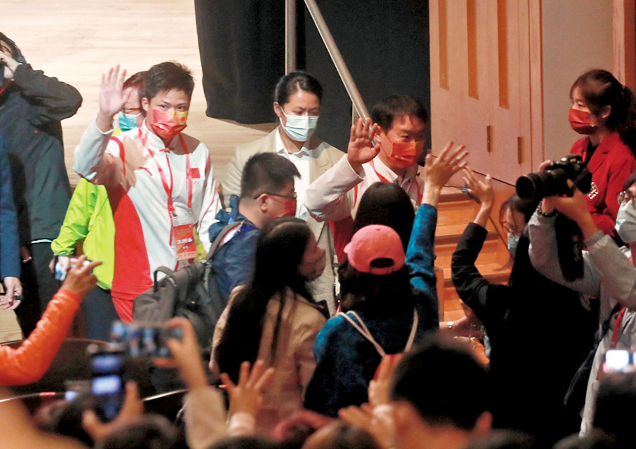 ● 東京奧運健兒大受歡迎。 香港文匯報記者 攝