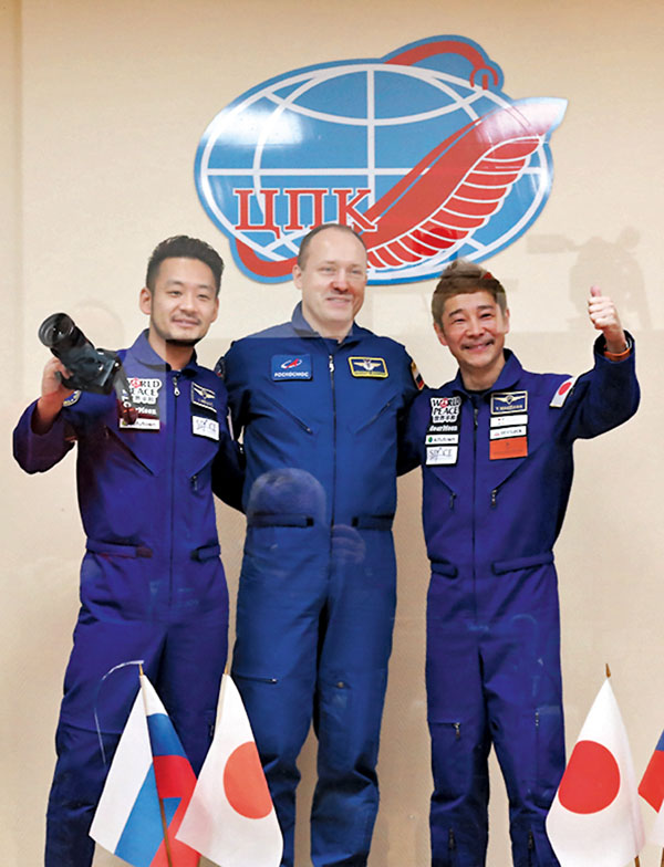 ● 前澤友作（右）與助手平野陽三（左）將登上太空。 美聯社