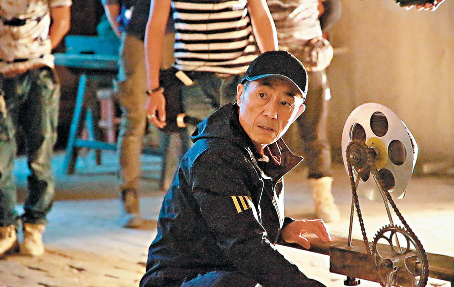 ●張藝謀表示看電影會帶給人快樂。