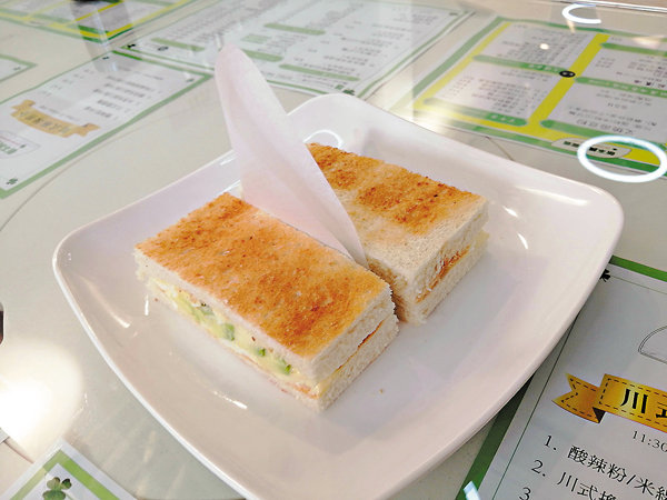 ●牛油果蛋白三文治$34超好味！