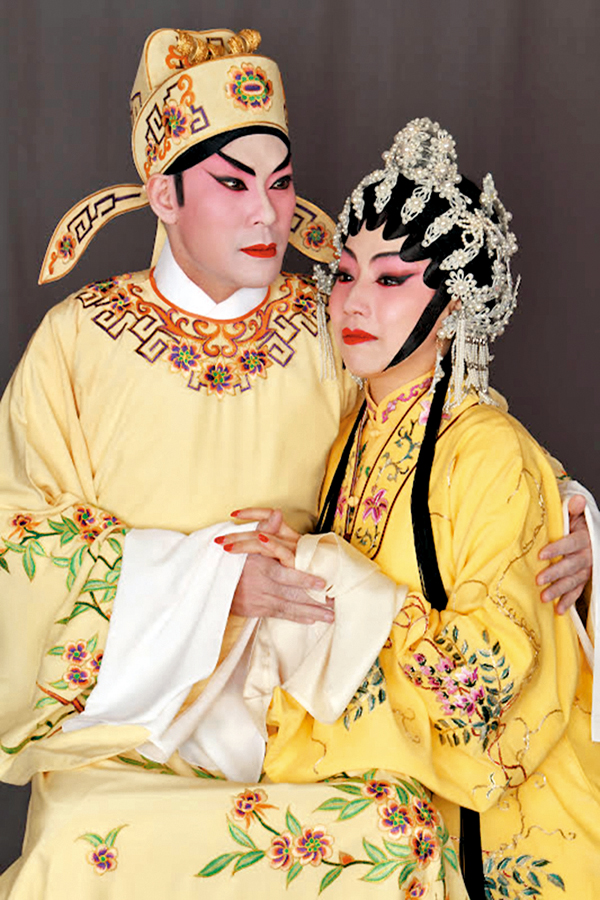 ●梁兆明和謝曉瑩合演《三夕恩情廿載仇》。