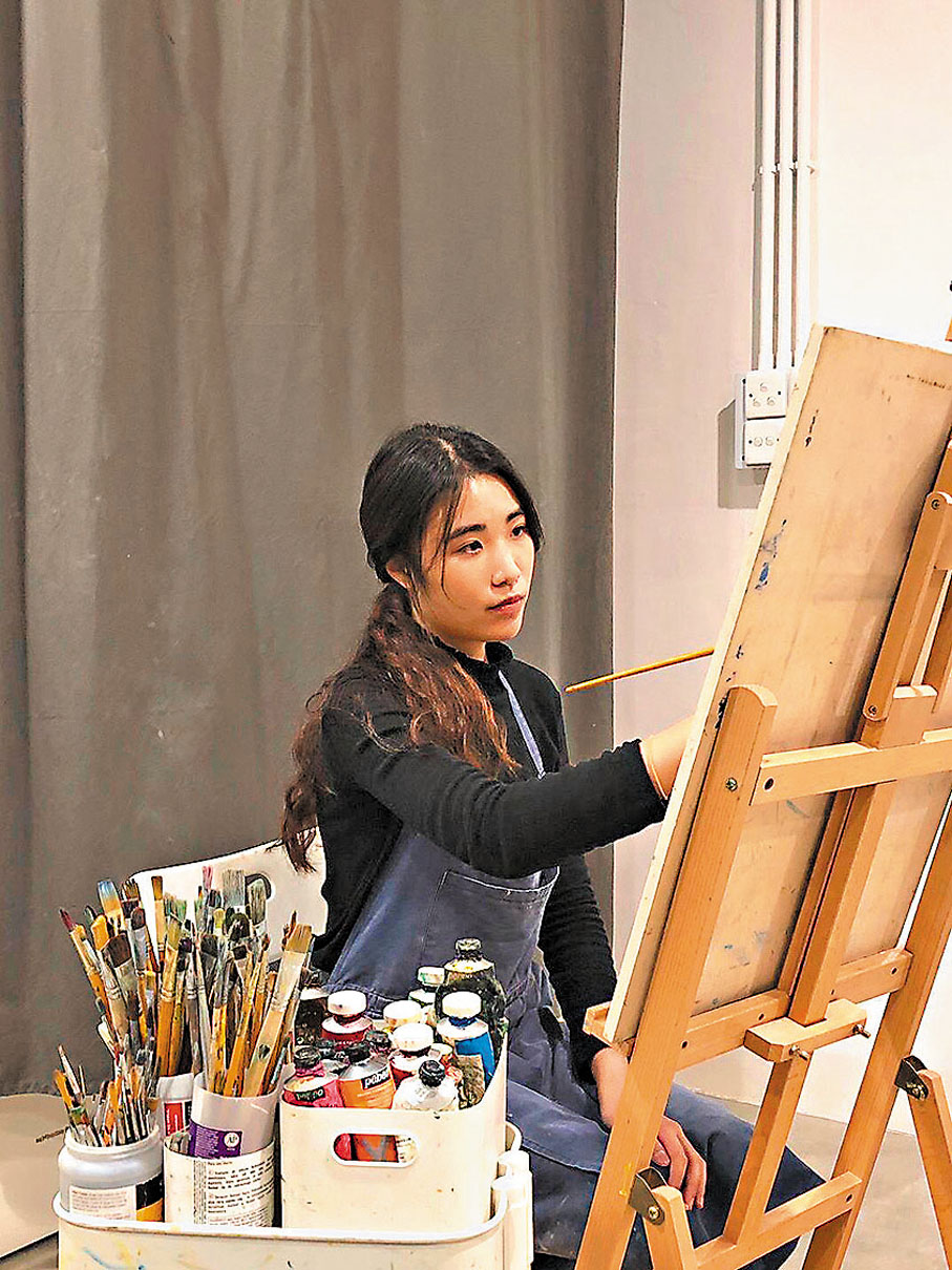 ●在課堂以外的時間，陶瓷工作室是許頌靈自由創作的空間。