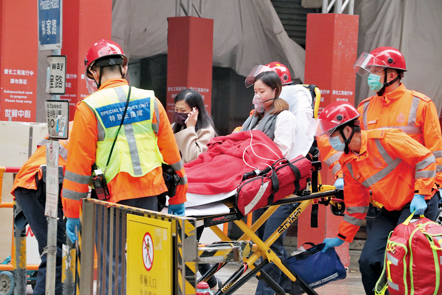 ●13名傷者分送東區醫院、瑪麗醫院、律敦治醫院治理。香港文匯報記者 攝