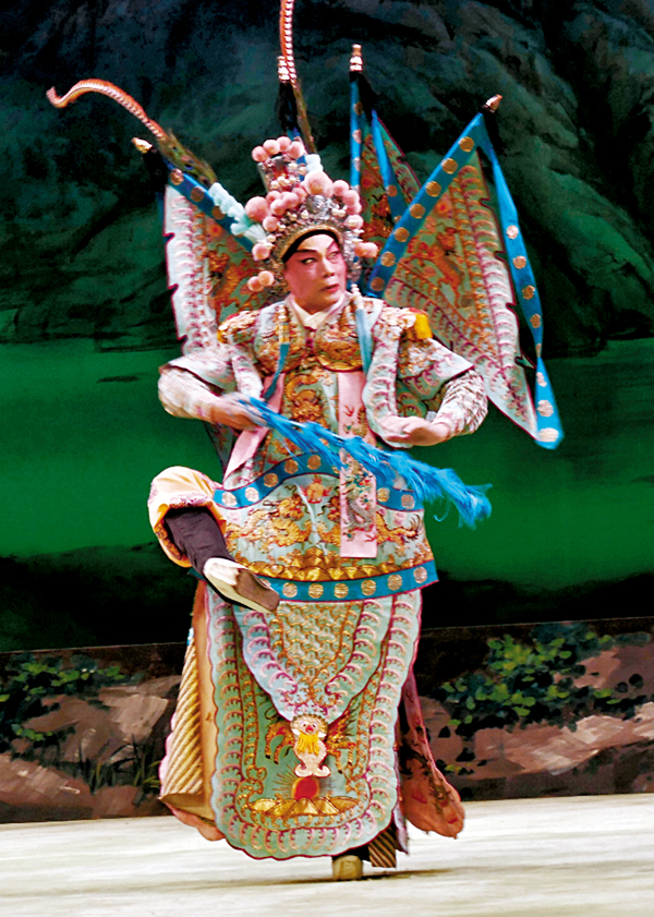 ●羅家英舞台功架漂亮非常。