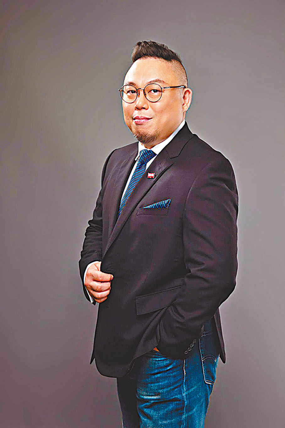 ●香港電腦商會候任主席許健生