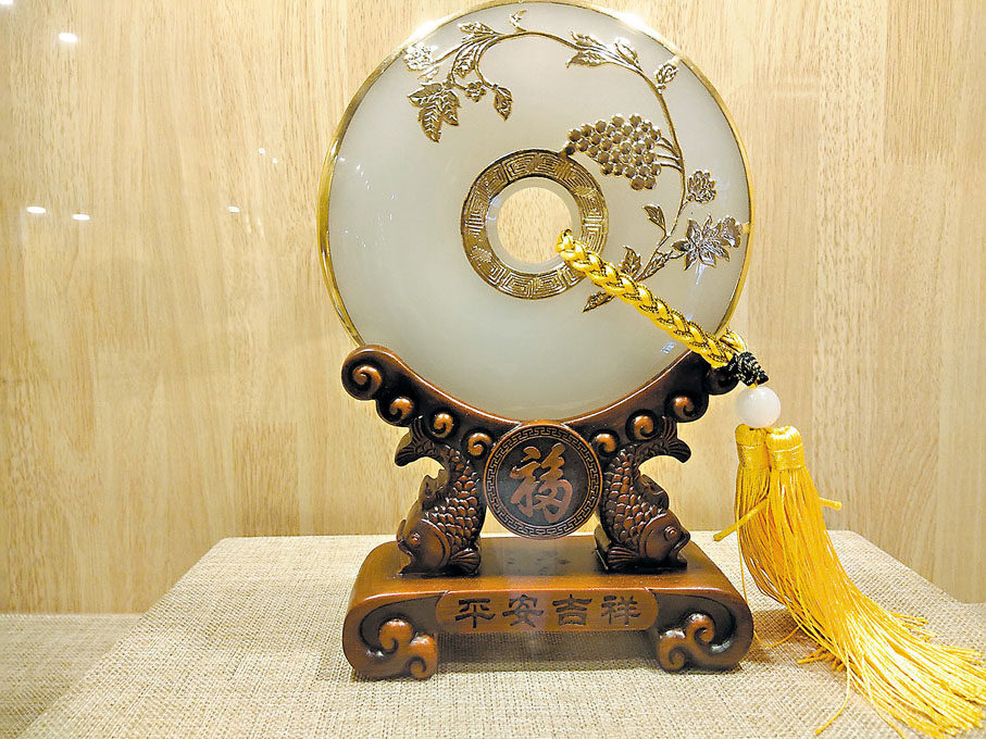 EH066 【金工家 晴玉 造】鋳造 銀象嵌 魚文象嵌花入 高21.8