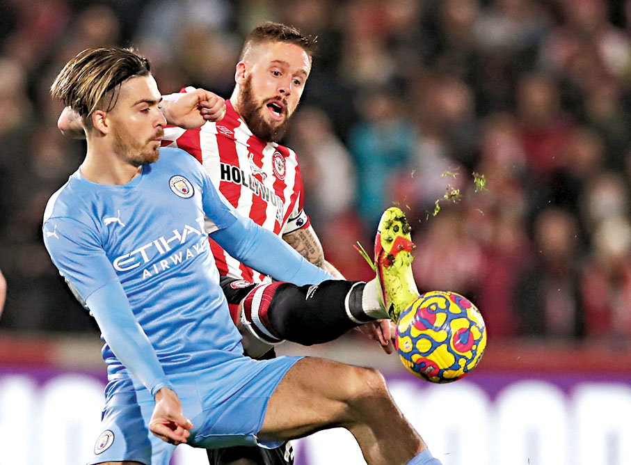 ●基亞利殊(左)全場比賽都沒有射門。 路透社