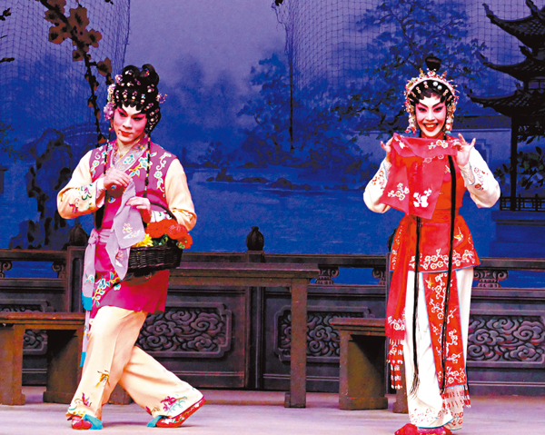 ◆ 在《花田八喜》中，藍天佑扮美與鄭雅琪演對手戲。