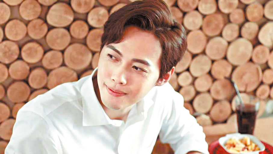 ◆ 許俊豪在家都有苦練「陰沉感笑容」及「邪氣眼」。