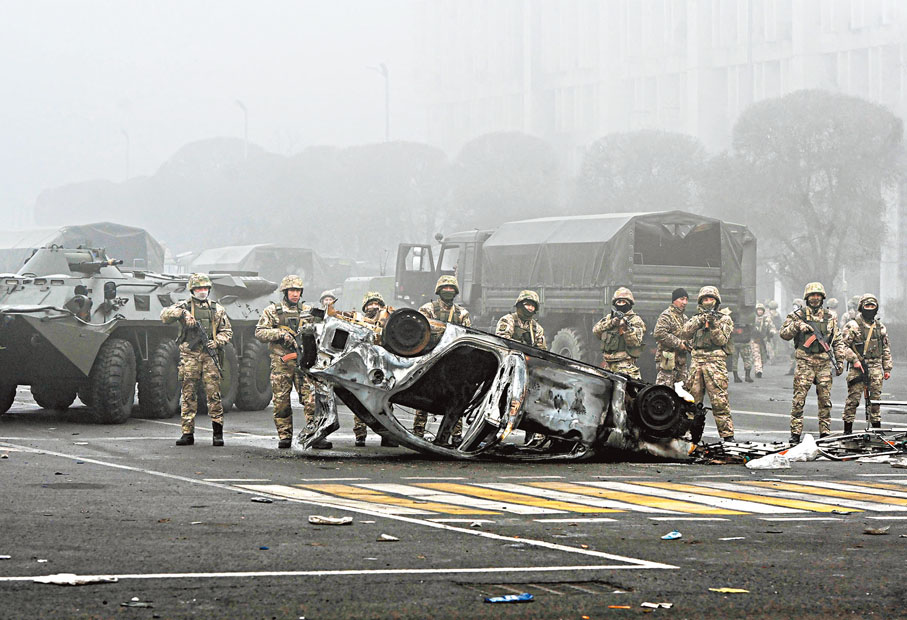 ◆ 哈薩克斯坦政府宣布全國進入緊急狀態。 路透社